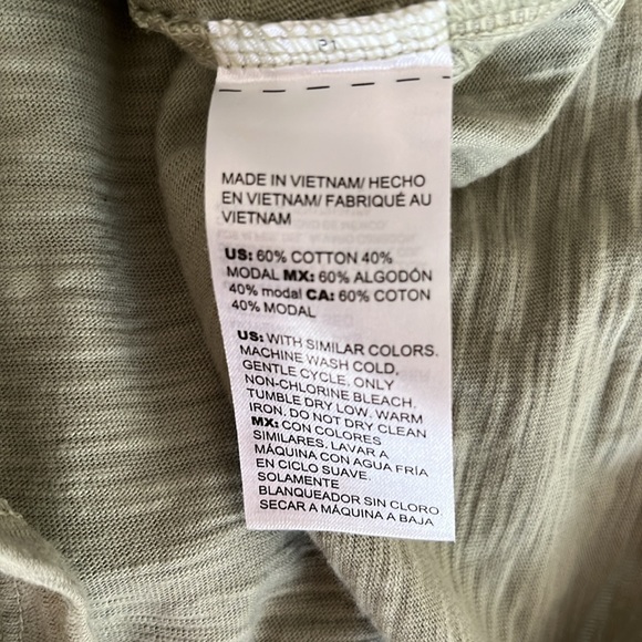 Chico’s Size 2 (Large) 3/4 Sleeve Tunic - Picture 9 of 9